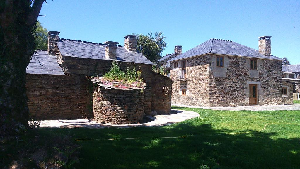 Casa Do Grilo Guest House Monfero Екстериор снимка