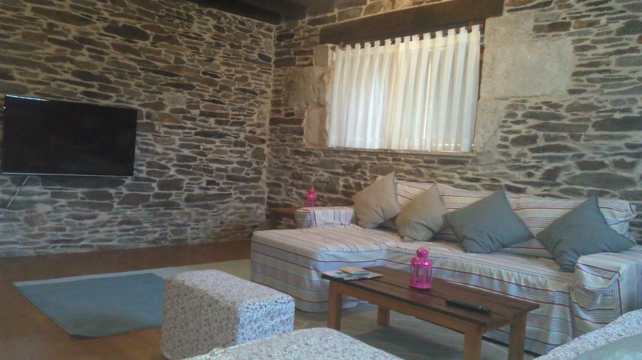 Casa Do Grilo Guest House Monfero Екстериор снимка